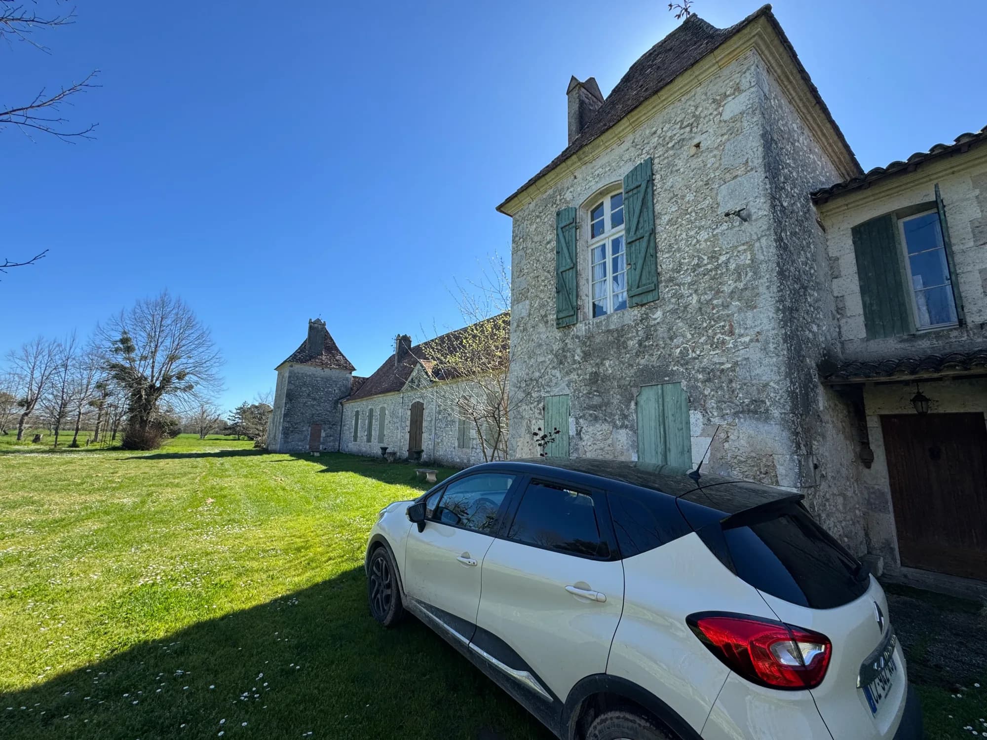 17th-century stone chartreuse surveyed by PG Home Consulting